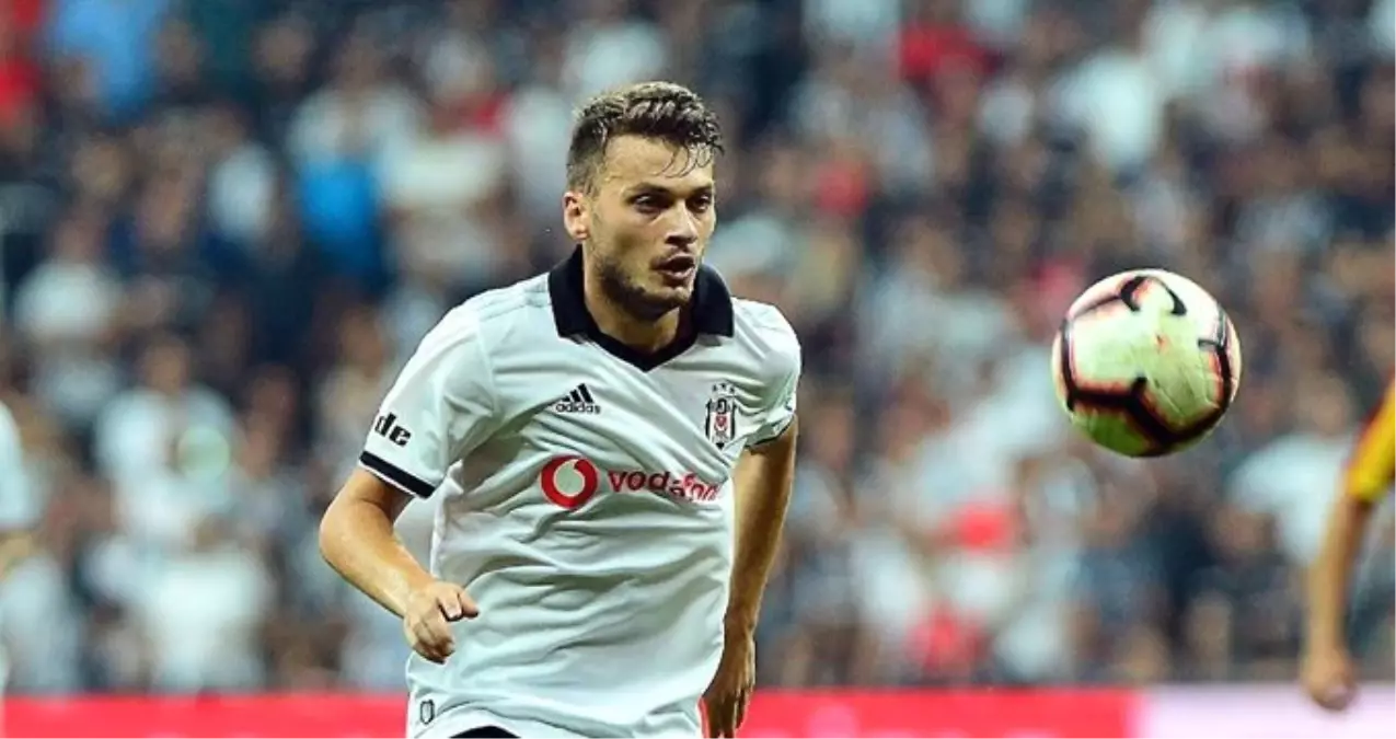 Beşiktaş\'ın Sırp Oyuncusu Adem Ljajic, Milli Takıma Çağrıldı