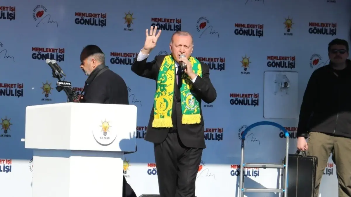 Cumhurbaşkanı Erdoğan\'dan AK Parti\'den Ayrılanlara Sert Tepki