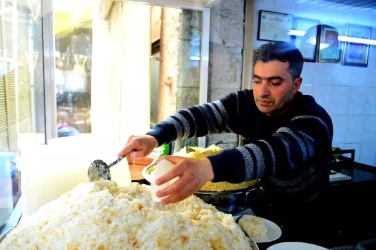 Down Sendromlu 25 Çocuğa Yemek Ismarlayarak Uzlaştılar