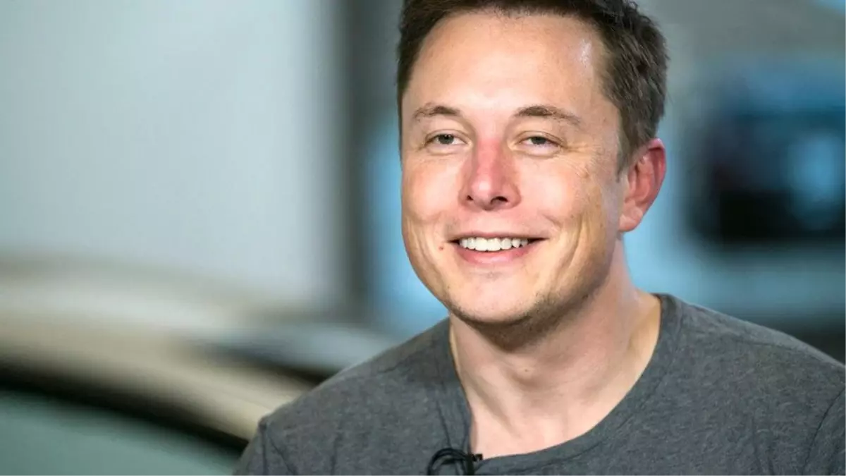 Elon Musk, Rus Roket Mühendisliğini Öve Öve Bitiremedi