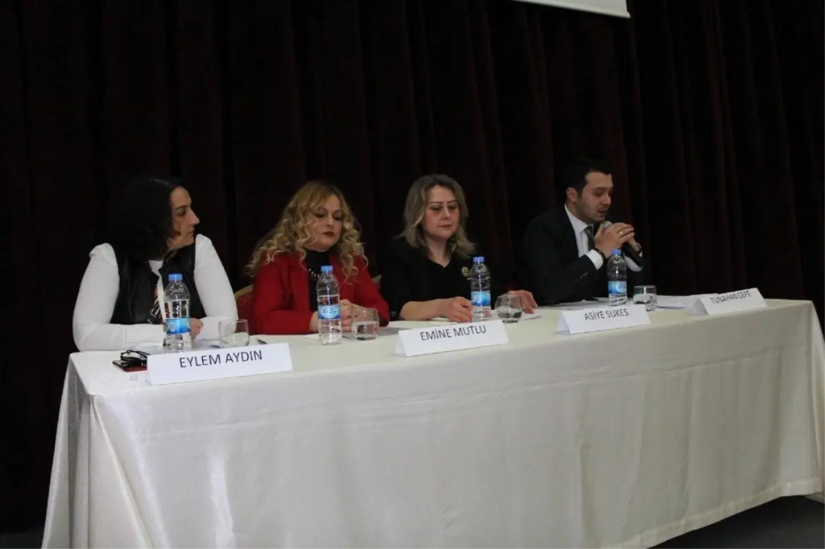 Fatsa\'da \'Kadınlar Günü\'ne Özel Panel