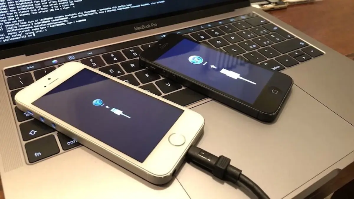 Hacklenmiş Bir İphone, 20 Bin Dolara Kadar Alıcı Buluyor