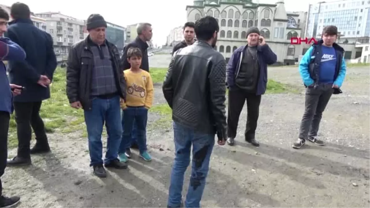 İstanbul- Sultangazi\'de Bıçaklı Gaspı Şaka Sandılar