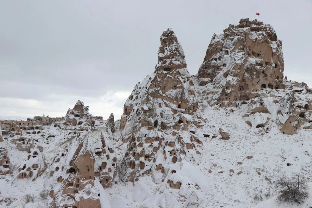Kapadokya\'yı Bir Ayda 128 Bin 955 Turist Ziyaret Etti
