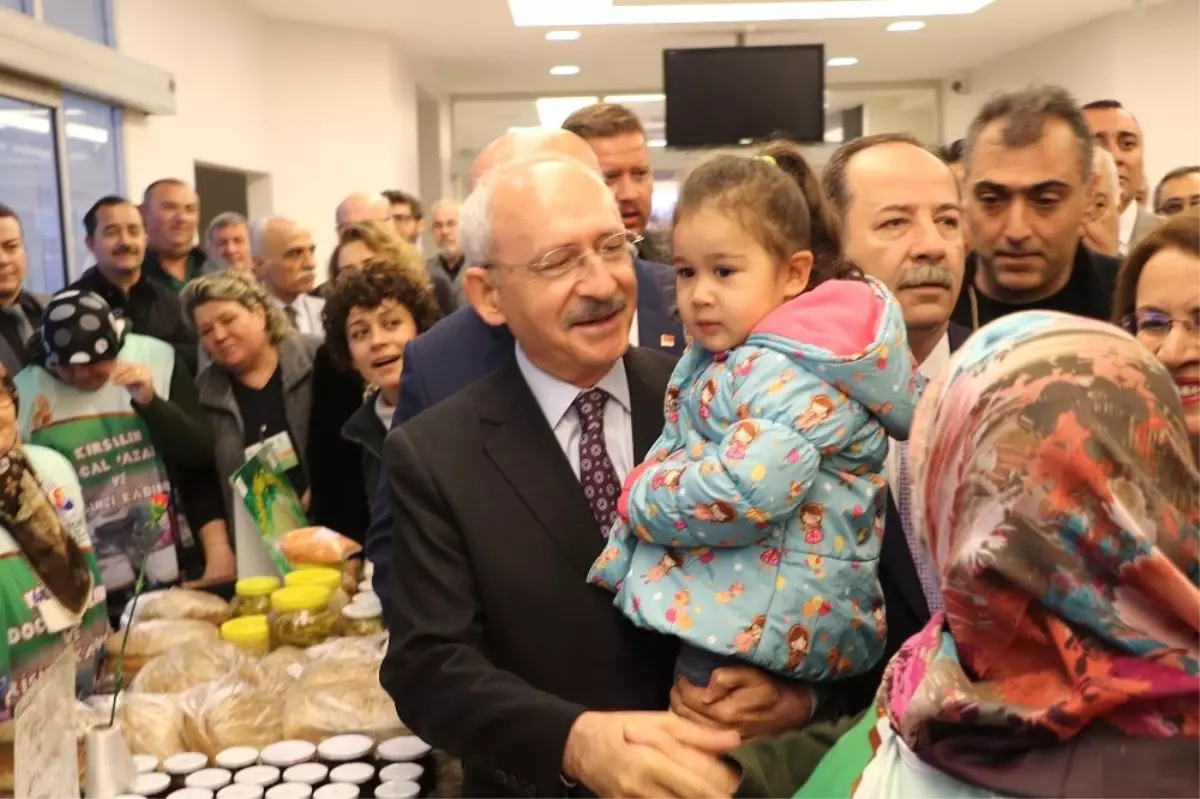 Kılıçdaroğlu Edirne\'de Kadınlarla Bir Araya Geldi