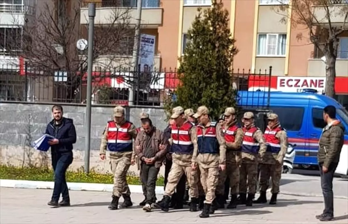 Kilis\'te Göçmen Kaçakçılığı İddiası