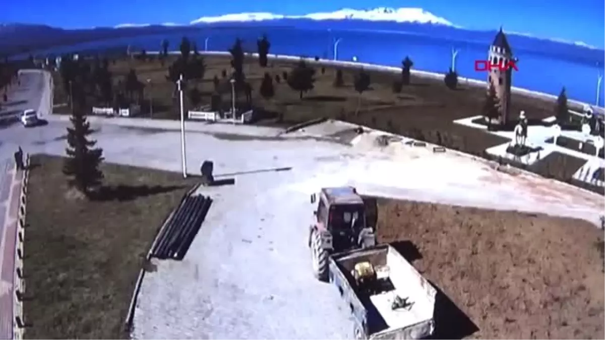 Konya Kaçak Balık Avcıları, İnternette Yayınlanan Şehir Kamerası Sayesinde Jandarmadan Kaçmış