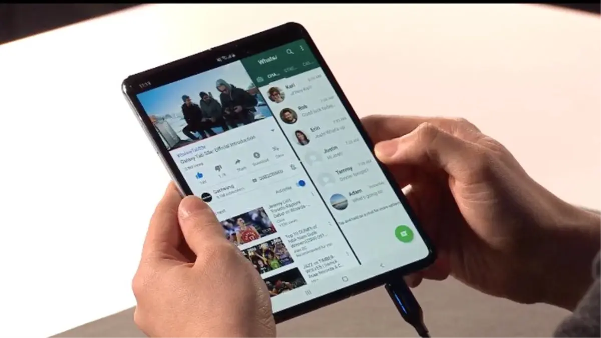 Samsung, Galaxy Fold İçin Deri Kılıf Tanıtacak