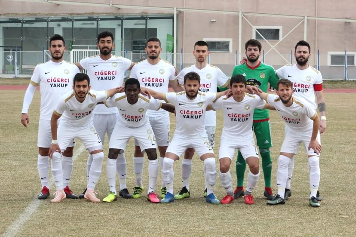 Talasgücü Belediyespor, Ceyhan Deplasmanında Gençlere Güveniyor