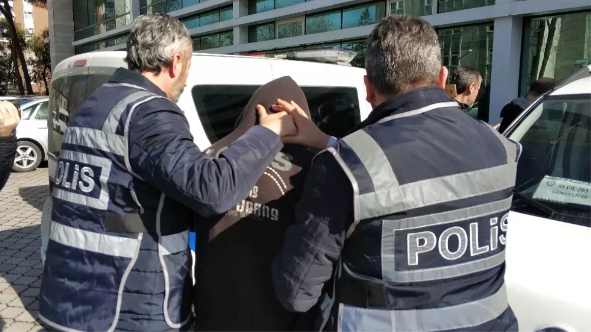 Tartıştığı Karısını Bıçaklayan Koca Tutuklandı