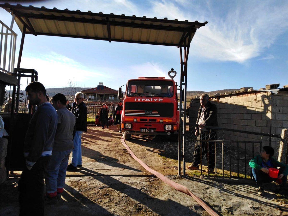 Adıyaman\'da Ev Yangını