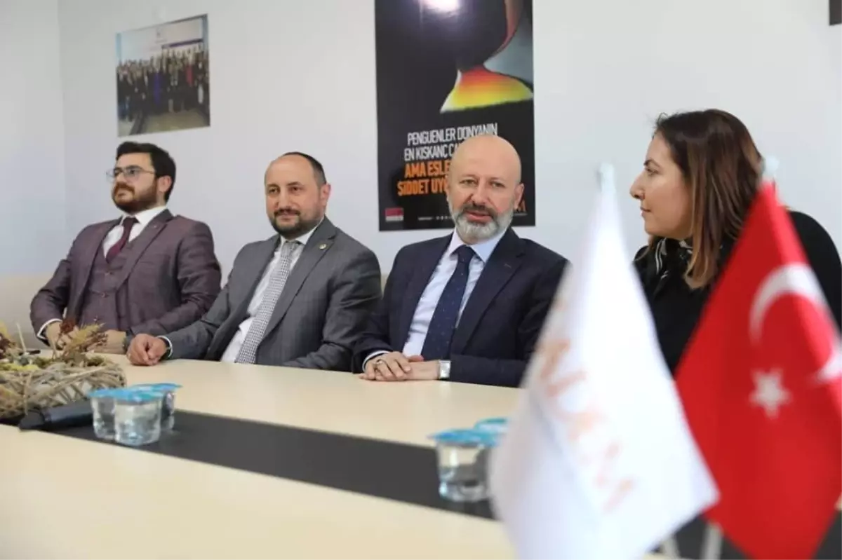 Başkan Çolakbayrakdar, "Kadınlarımız, Bir Ömür Boyu Kıymetli ve Değerlidir"