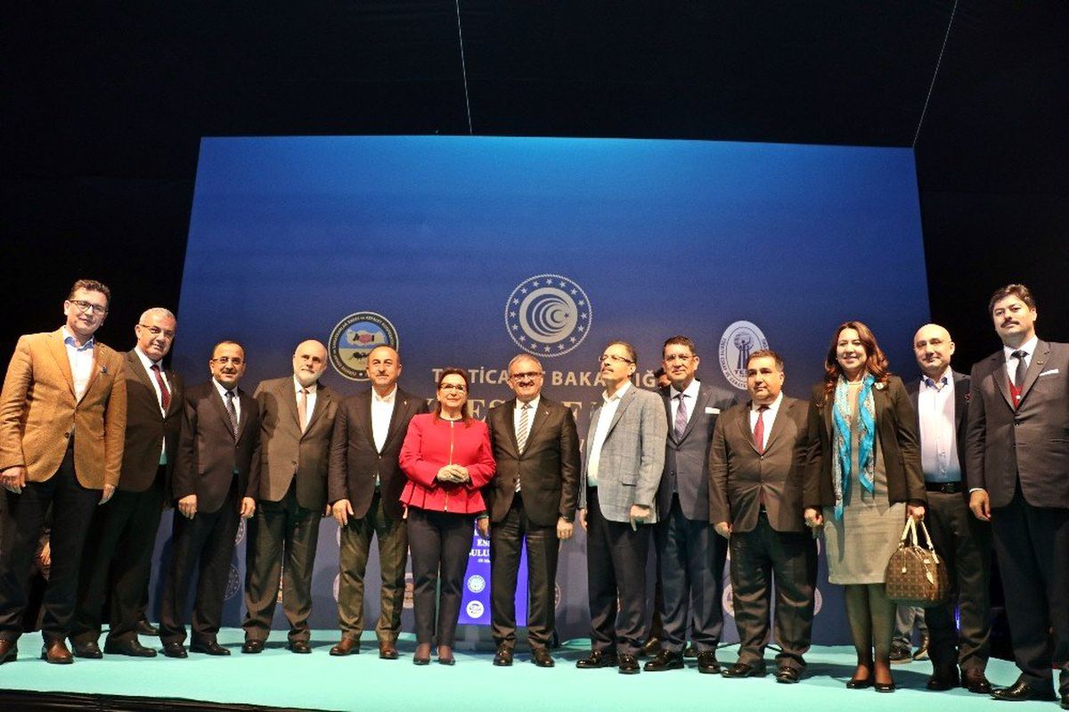 Çavuşoğlu ve Pekcan, Esnafla Bir Araya Geldi