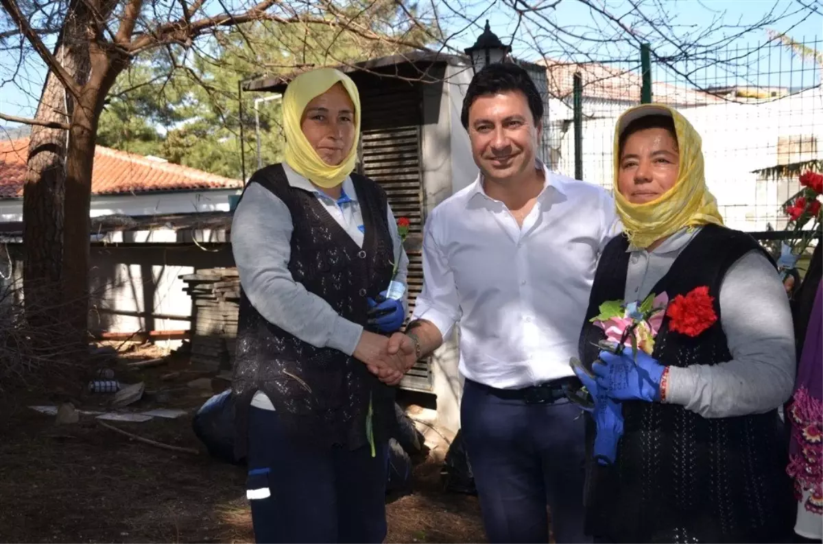 CHP Adayı Aras Kadınlara Söz Verdi, İmza Attı