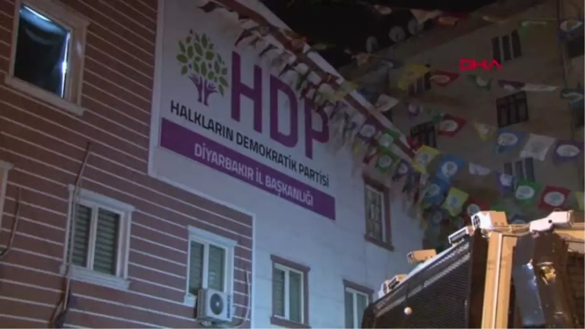 Diyarbakır - Açlık Grevindeki Hdp\'lilere Operasyon: 7 Gözaltı