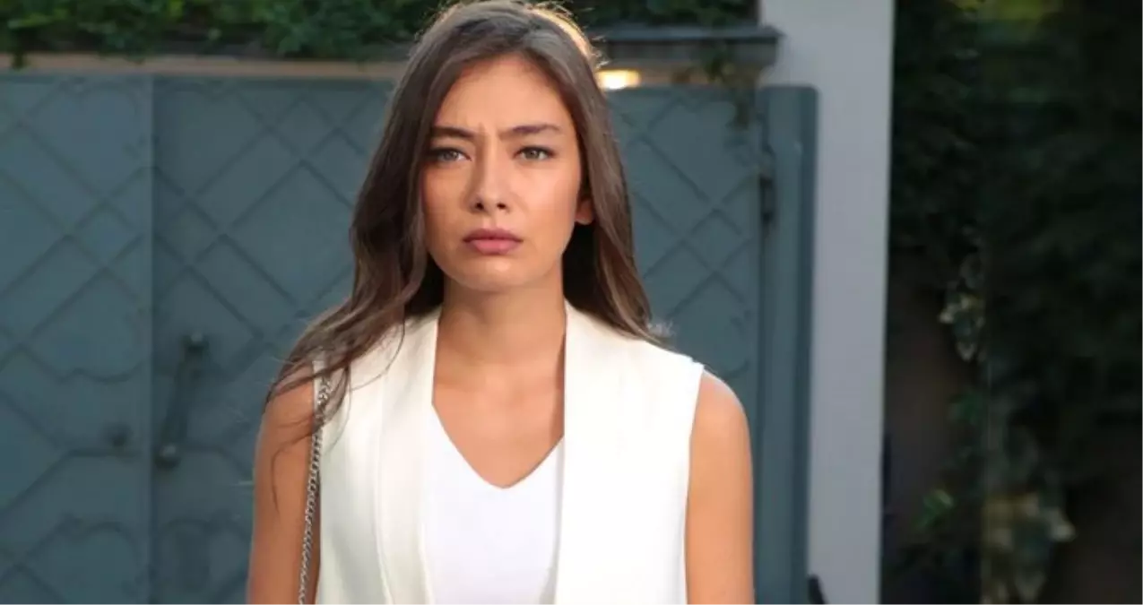 Neslihan Atagül, Cengiz Kurtoğlu\'nun Şarkısı İle Kendinden Geçti