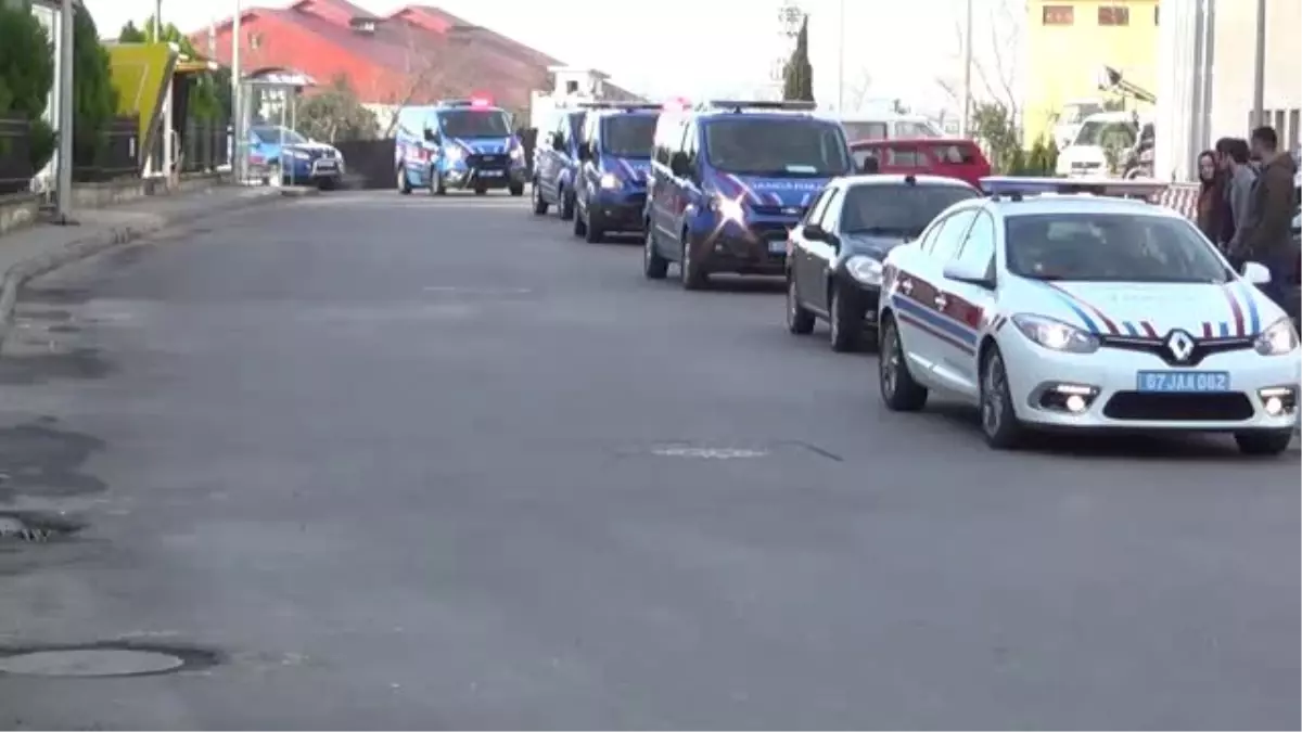 Okul Önlerindeki Uyuşturucu Satıcılarına Operasyon - Zonguldak