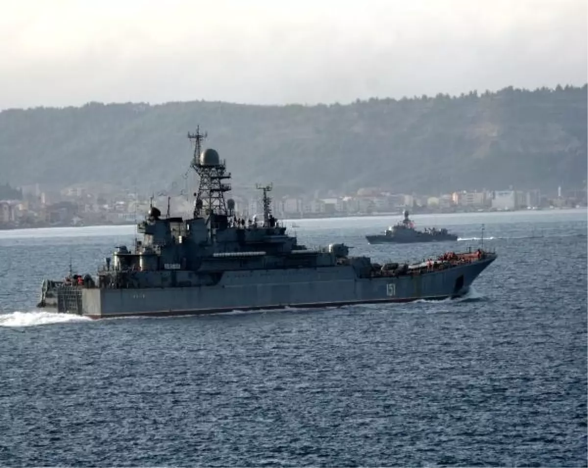 Rus Savaş Gemisi, Çanakkale\'de Türk Savaş Gemisiyle Karşılaştı