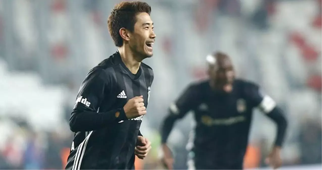 Shinji Kagawa\'nın Sosyal Medyada Paylaştığı Fotoğraf, Japonya\'da Gündem Oldu