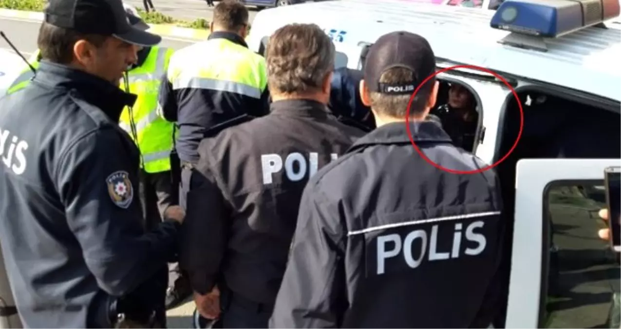 Taksiciyi Rehin Alan Kadın, Polislere Zor Anlar Yaşattı