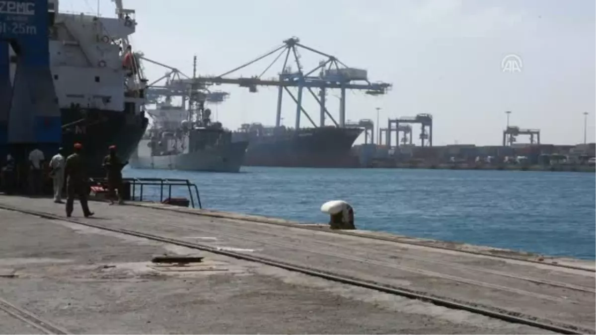 Tcg Gökçeada Fırkateyni Port Sudan\'da