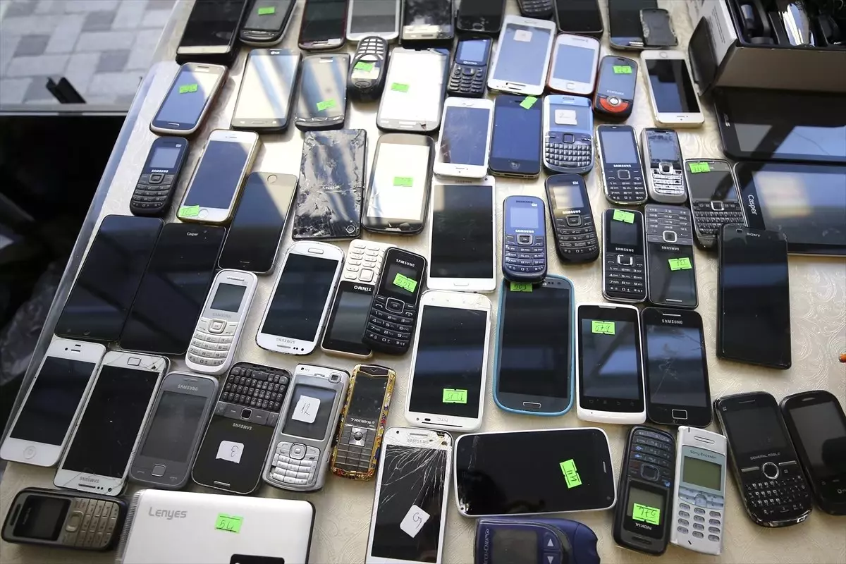 Toplu Taşıma Araçlarında Unutulan Eşya Açık Arttırmayla Satıldı