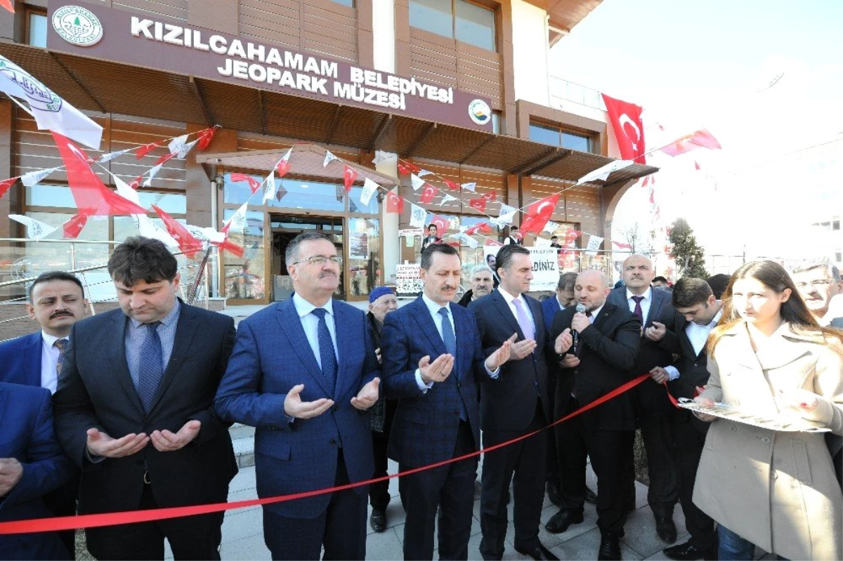 Türkiye\'de Bir İlk: Kızılcahamam\'a Jeopark Müzesi Açıldı