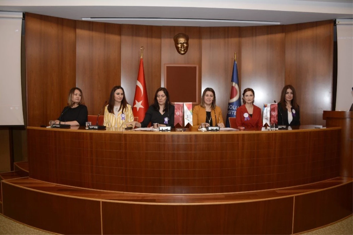 Anadolu Üniversitesinde \'Girişimcilikte Kadın Gücü\' Paneli Gerçekleştirildi