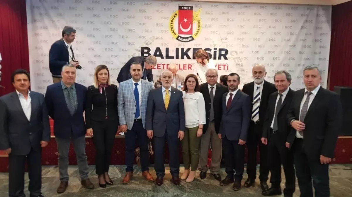 Balıkesir Gazeteciler Cemiyetinde Demir Güven Tazeledi