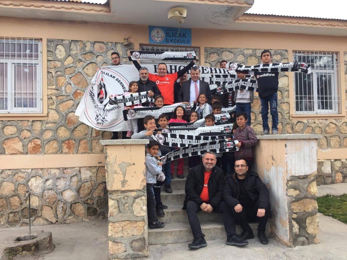 Beşiktaşlılar Derneği\'nden Adıyamanlı Çocuklara Anlamlı Hediye