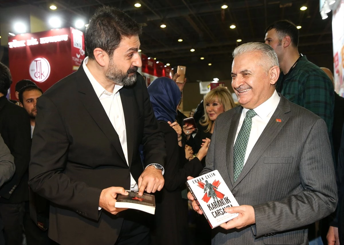 Binali Yıldırım\'ı En Çok Etkileyen Kitap "Karanlık Çarşamba" Oldu