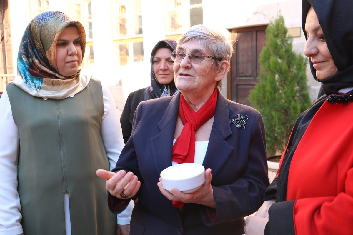 Canan Karatay\'dan Şanlıurfa Yemekleri Yorumu