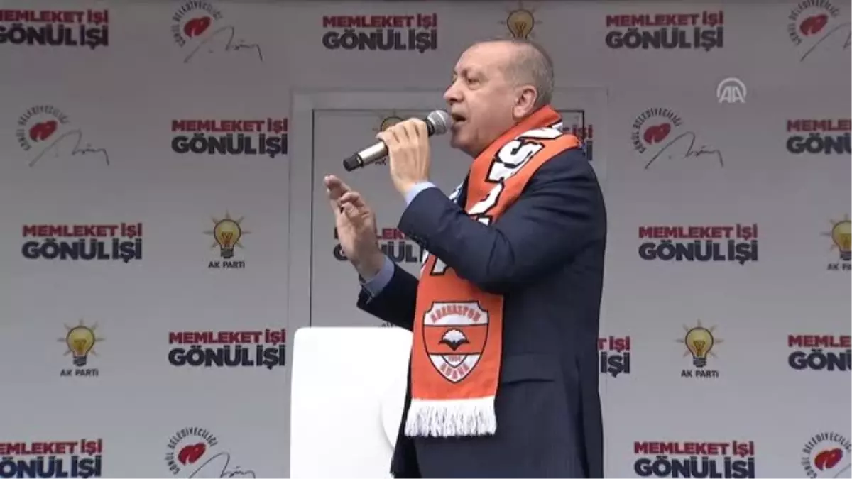 Cumhurbaşkanı Erdoğan: "(Kılıçdaroğlu) 9 Kez Seçime Girdi, Hep Kaybetti, Bırakamıyor"