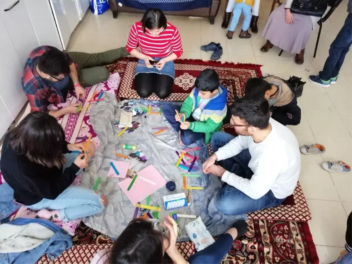 Dicle Toplum Gönüllüleri Vakfı\'ndan Kelebek Çocuklara Destek