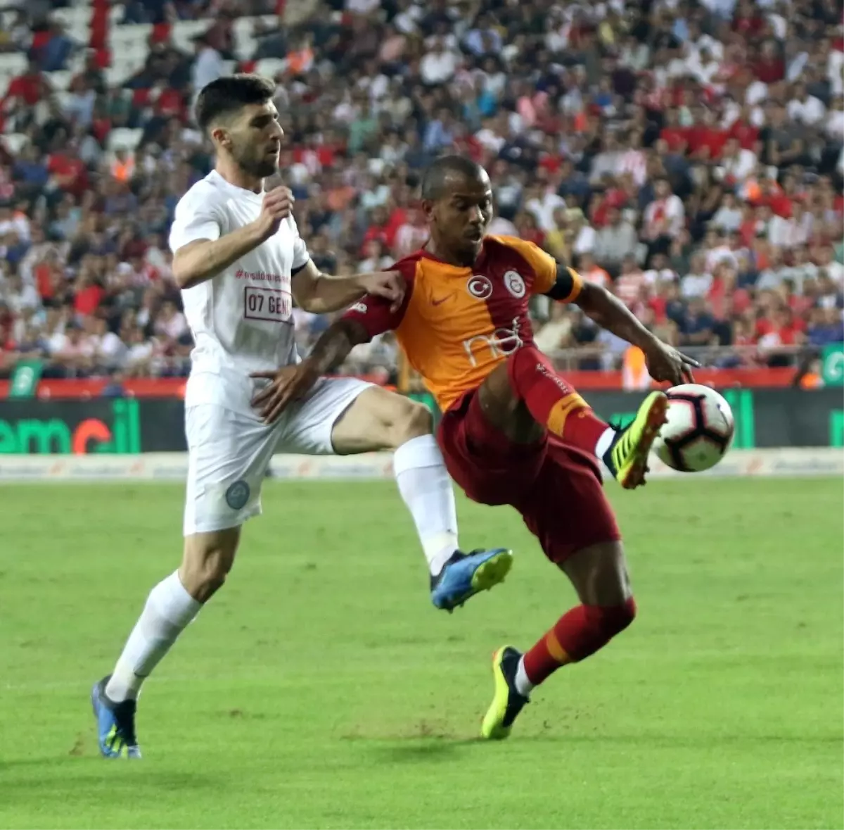 Galatasaray ile Antalyaspor 46. Randevuda