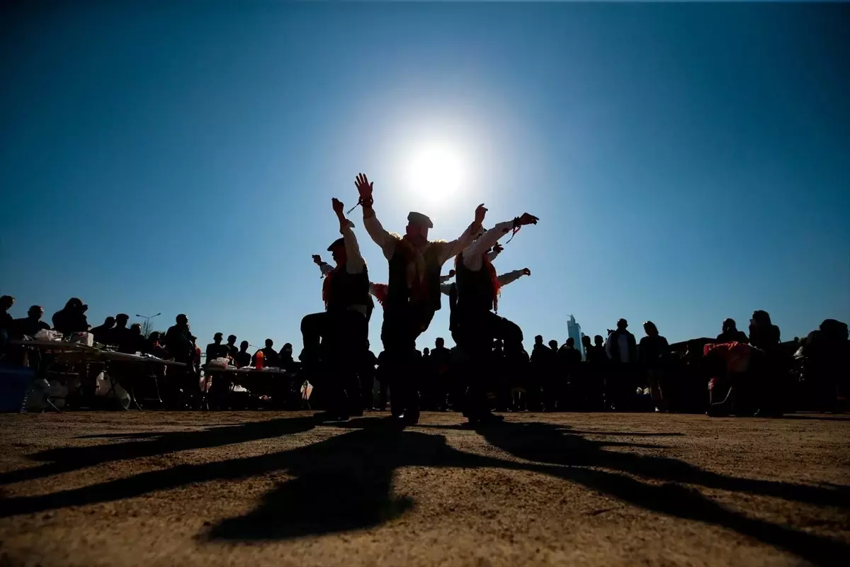 İzmir\'de Deve Güreşi Festivali