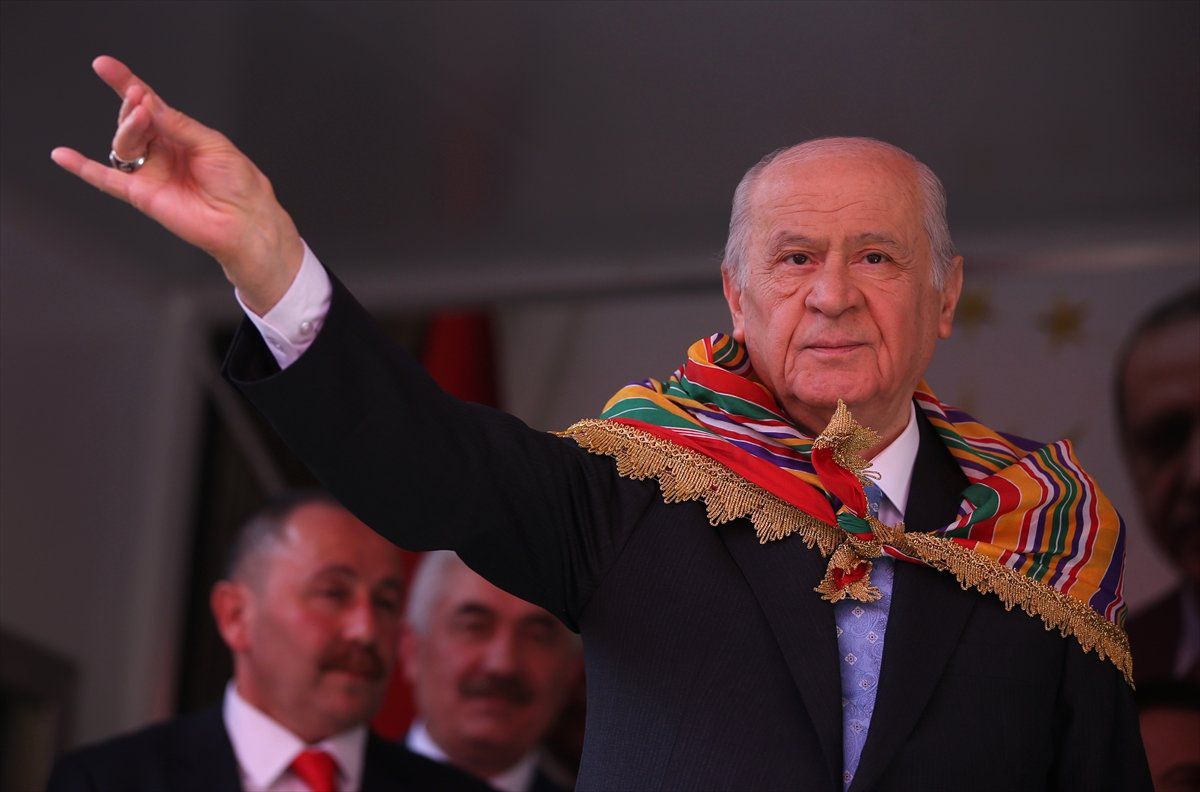 MHP Genel Başkanı Devlet Bahçeli: "Türkiye\'yi Karanlığa İtmek İstiyorlar, \'Türkiye Köşeye Sıkışsın\'...