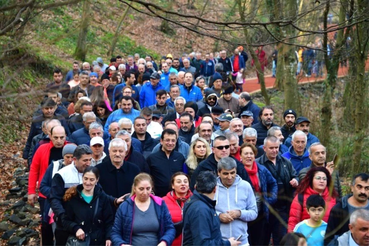 Seçim Turuna Mola Veren İmamoğlu, Belgrad Ormanı\'nda Yürüyüşe Çıktı