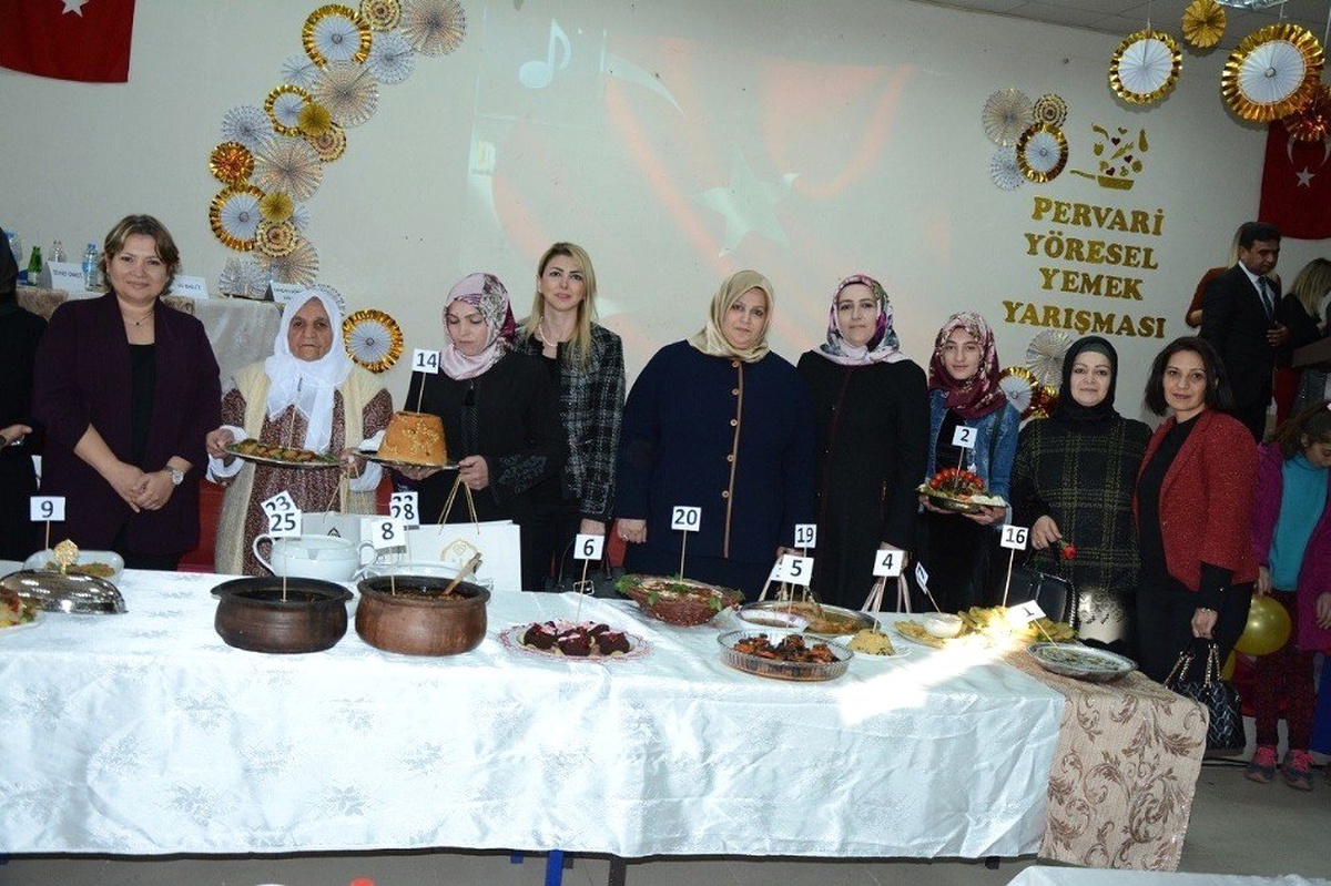 Siirt\'te Yöresel Yemek Yarışması Düzenlendi