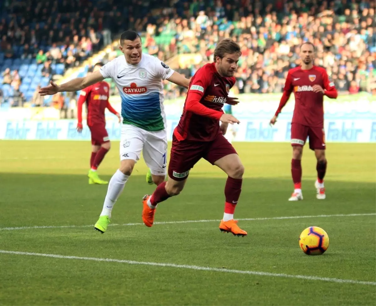 Spor Toto Lig: Çaykur Rizespor: 3 - İstiklal Mobilya Kayserispor: 0 (Maç Sonucu)