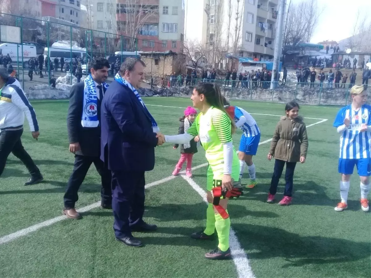 Tff Kadınlar 1. Ligi: Hakkarigücü: 4 - 1 Fatih Vatanspor