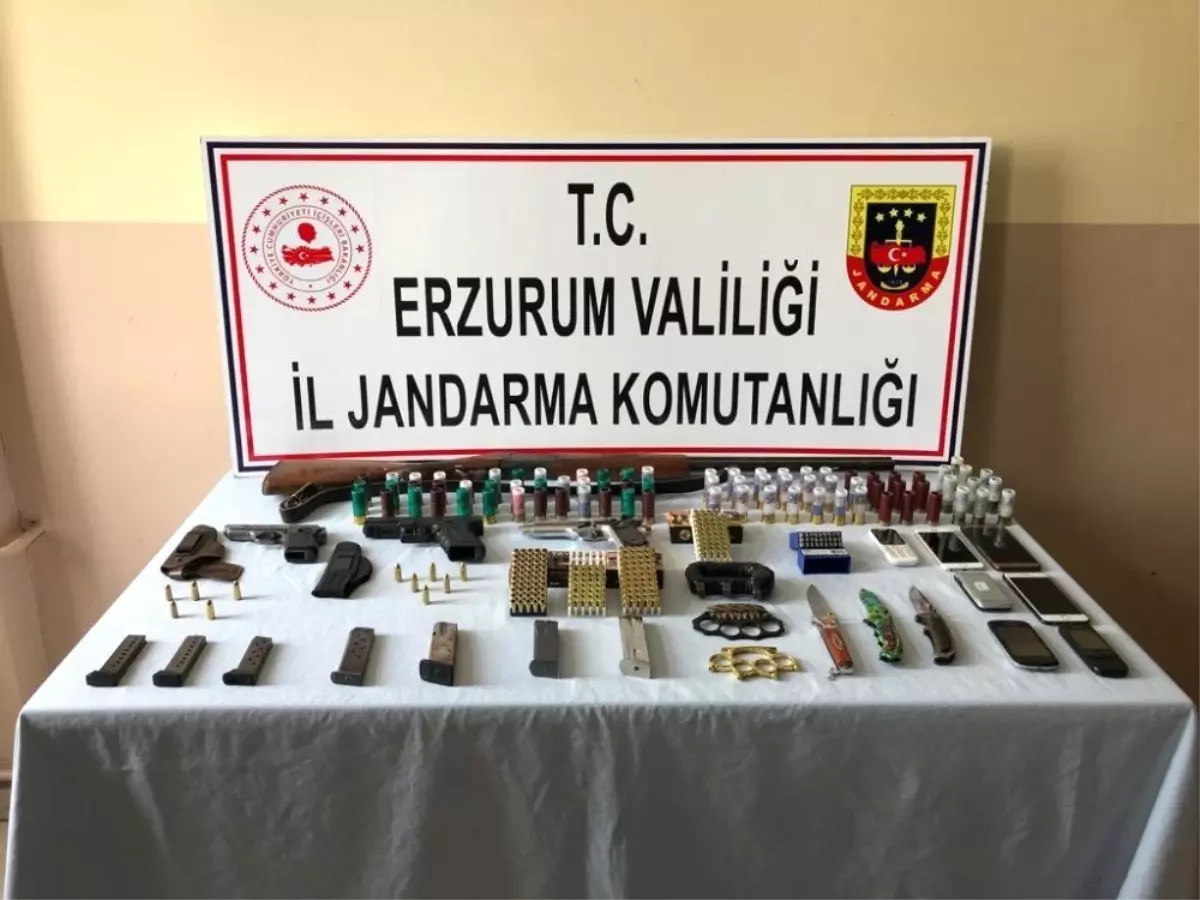 Erzurum\'da Jandarmadan İnsan Tacirlerine Şafak Baskını