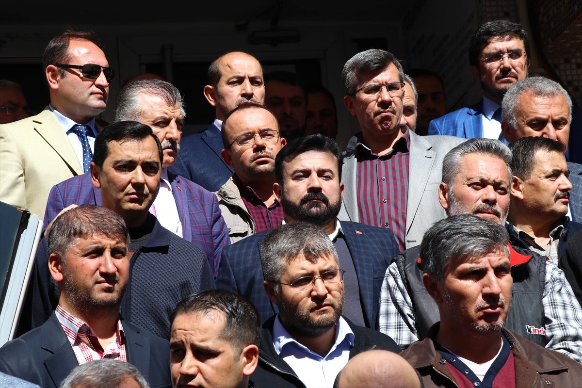 Ezana Saygısızlığa Tepkiler