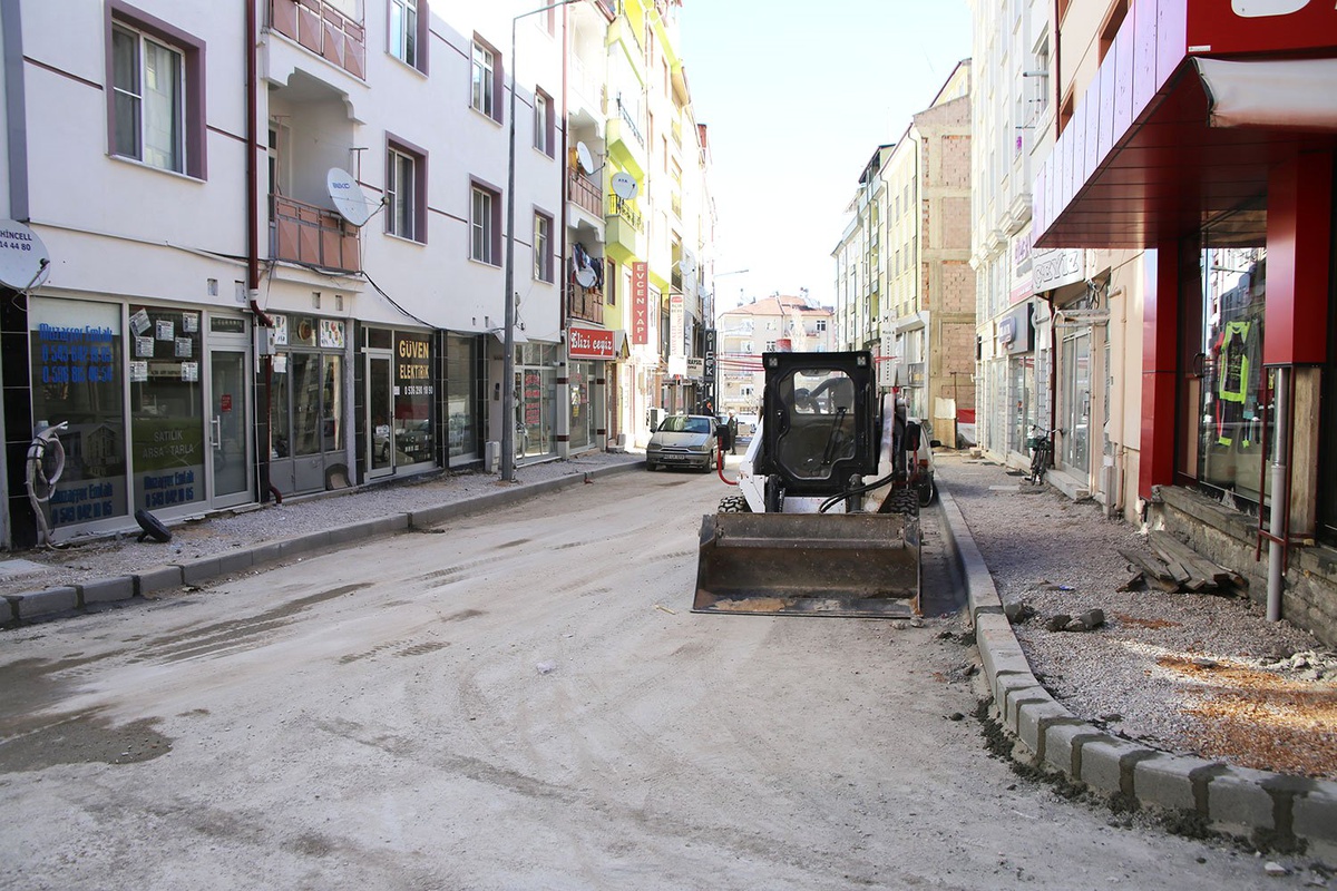 Kaldırım Çalışmaları Kaldığı Yerden Devam Ediyor
