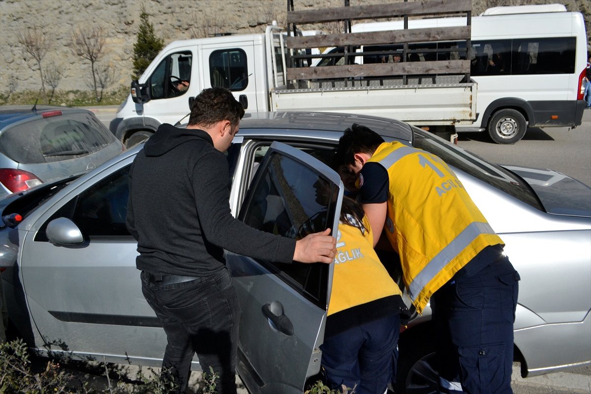 Kazaya Bakarken Kaza Yaptılar