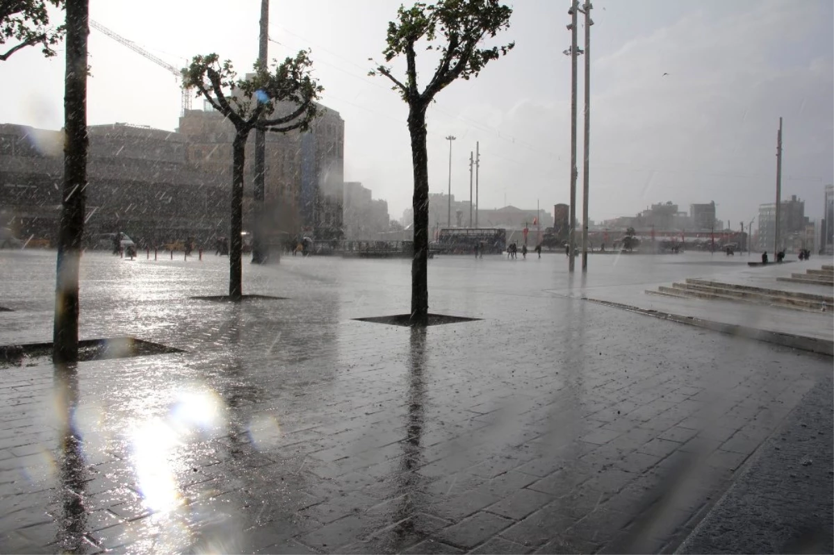 Meteorolojiden İstanbul ve Trakya İçin Sağanak Yağış Uyarısı