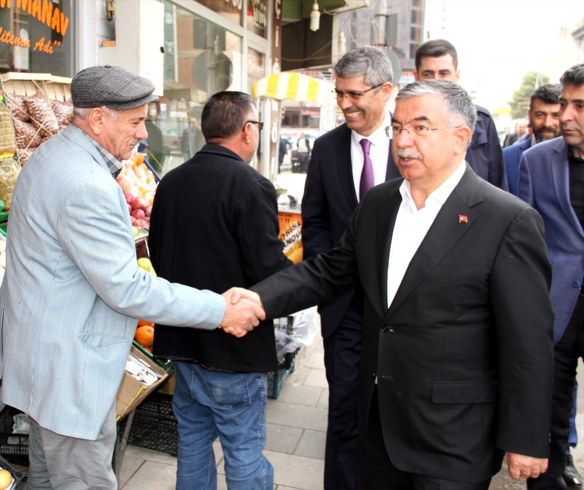 Milletvekili Yılmaz, Suşehri\'nde Seçim Bürosu Açılışına Katıldı