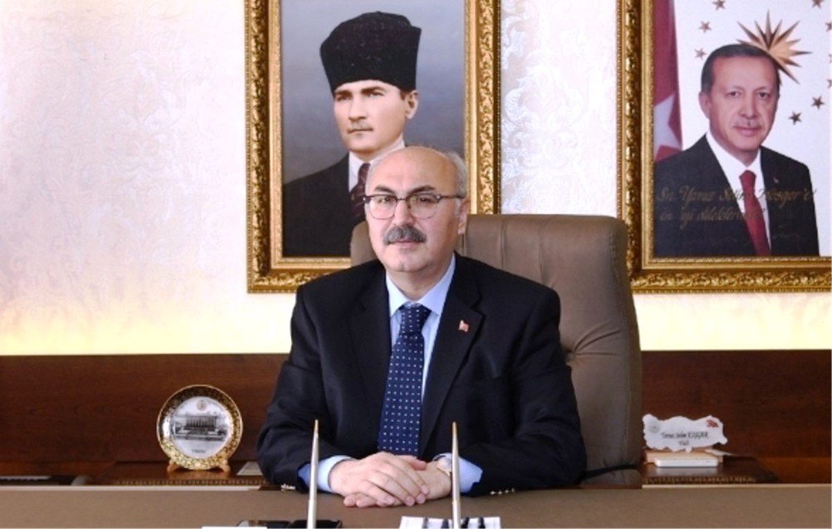 Vali Köşger; "İstiklal Marşımız, Milletimizin Şahlanışının Timsali Olmuştur"