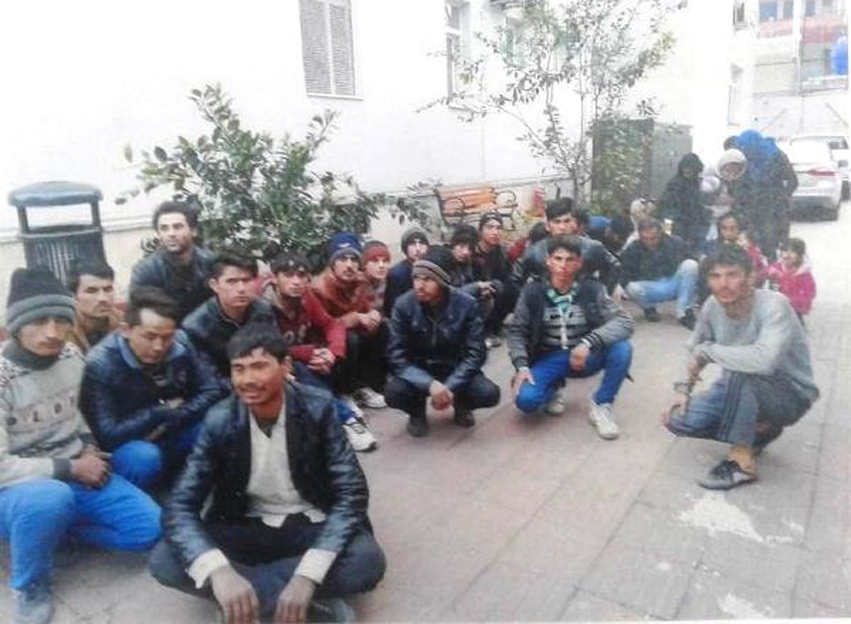 Afgan Kaçakları \'İstanbul\' Diye Trabzon\'a Bıraktılar