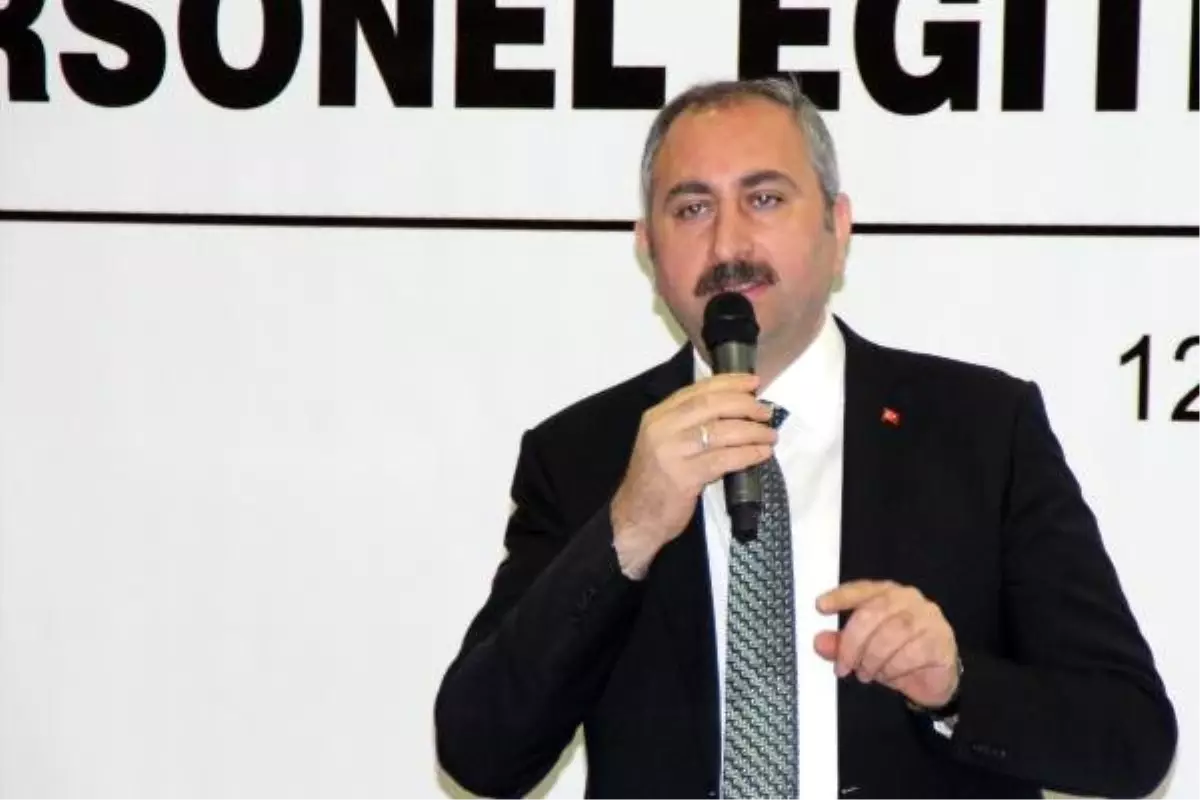 Bakan Gül: Cemaatinin Dediğine Göre Karar Veren Güruh, Yargıdan Temizlendi